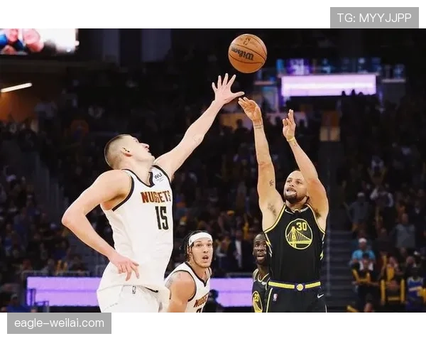 NBA24秒进攻规则解析：如何计算和利用最后的进攻时间？